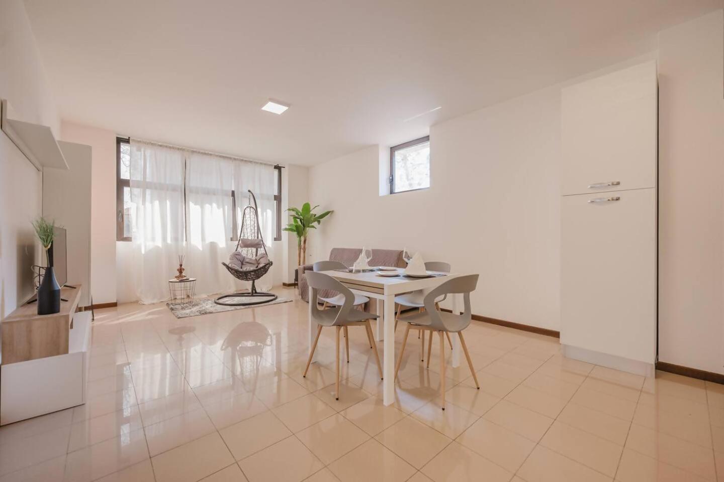 Unico 8 -alloggio A 450mt Dalla Stazione Apartment Venice